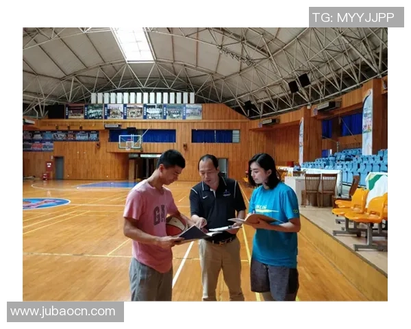 对话黄敏：谈篮球生涯_1